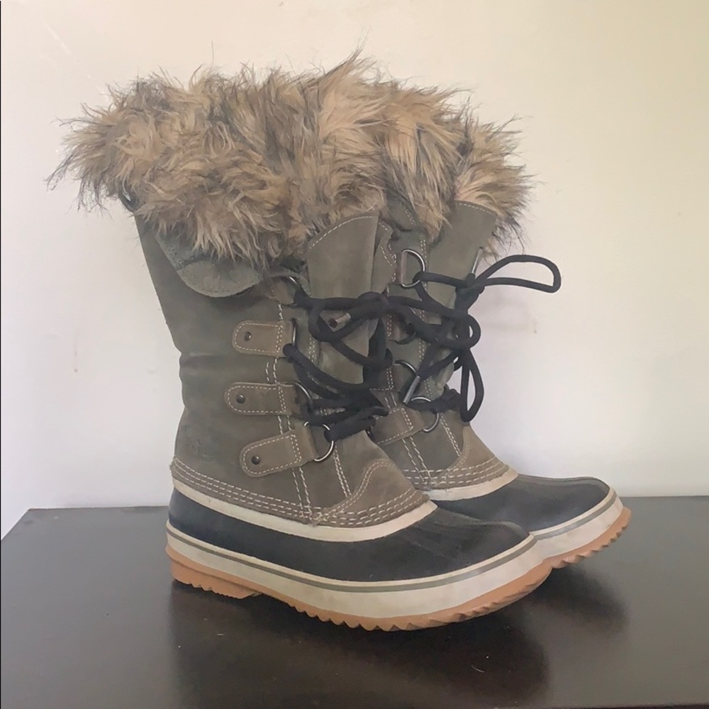 Sorel Joan of Arc Winter Boots